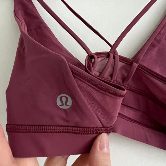 Lululemon sports bra - Picture 3 of 4